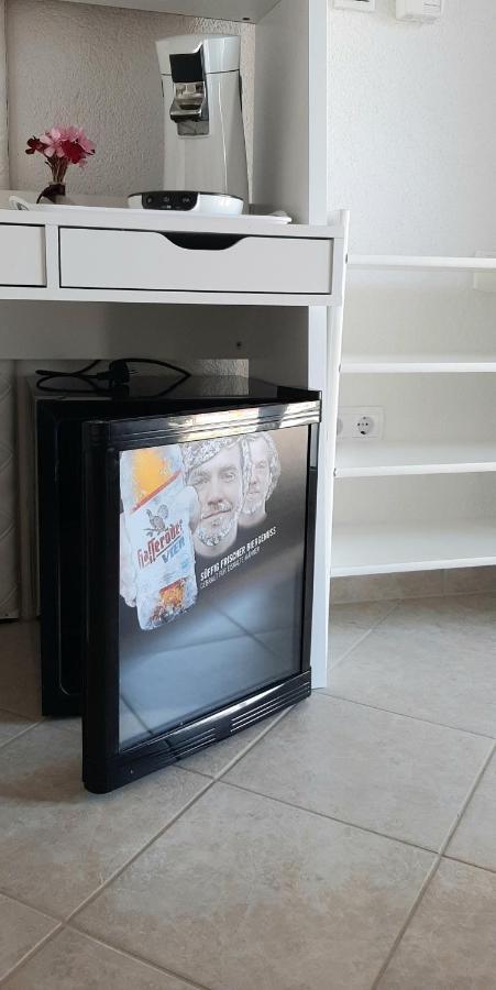 Helles Doppelzimmer Mit Bad, Terrasse Und Pool, Seperater Eingang, Liznjan, Istrien Eksteriør bilde