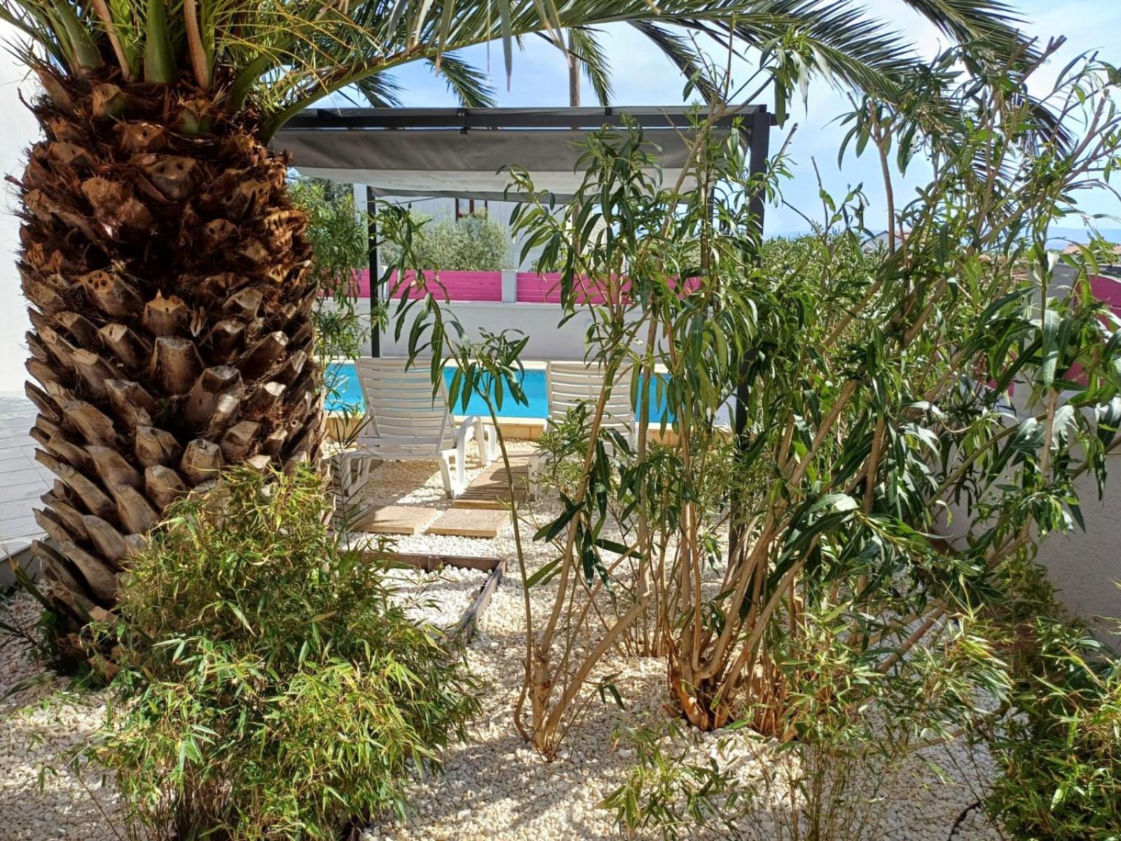 Helles Doppelzimmer Mit Bad, Terrasse Und Pool, Seperater Eingang, Liznjan, Istrien Eksteriør bilde